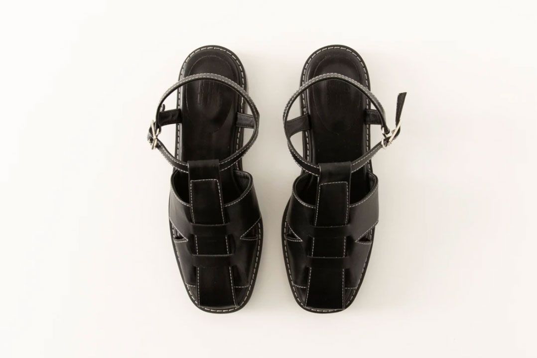 black fisherman sandals womens