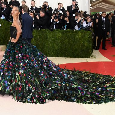 See All the Looks From the 2016 Met Gala Red Carpet