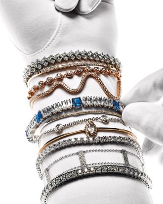 Wedding Bracelets That Look Like Your ‘Something Borrowed’