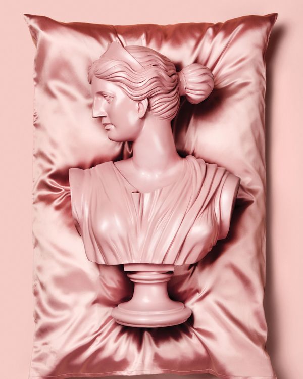 News - One gift for every woman—silk pillowcase