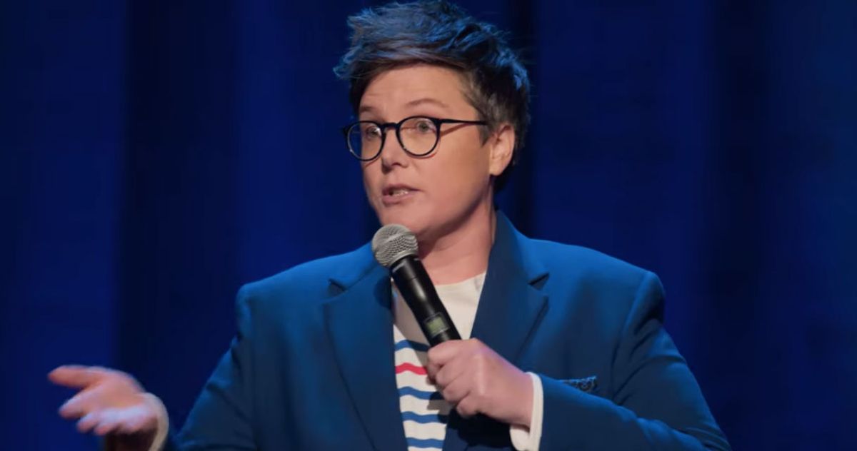 漢娜蓋茲比 (Hannah Gadsby) 承認她不再接受《創傷故事》中的創傷故事道格拉斯拖車