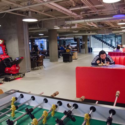 09 Nov 2011, San Francisco, California, USA --- Arcade games and a foosball table: a common view at social gaming giant Zynga's headquarters in San Francisco. Employees are welcome to play, even during office hours. --- Image by ? Karsten Lemm/dpa/Corbis