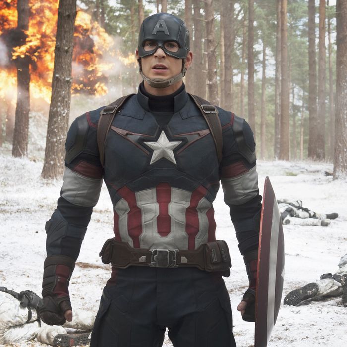 Avengers Age Of Ultron Is A Bloated Sequel That Doesn T Feel Like One