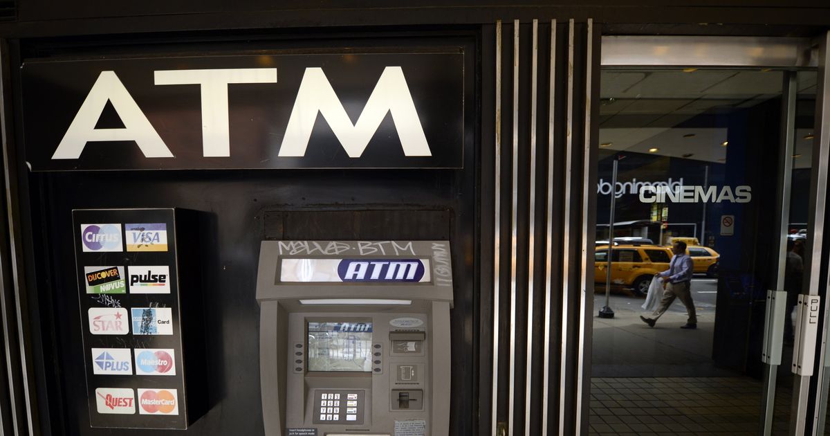 the-average-out-of-network-atm-fee-is-now-4-35