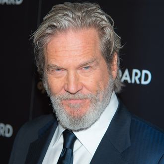 Jeff Bridges Accepts National Board of Review Award in Honor of ...