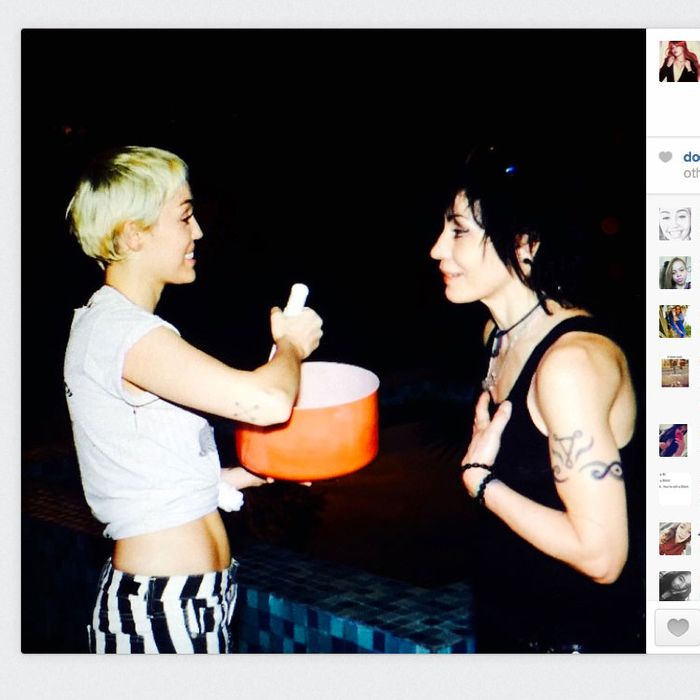 Miley Cyrus and Joan Jett are cooking.