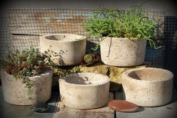 Farmbrook Designs 5 Simple Hypertufa Pots