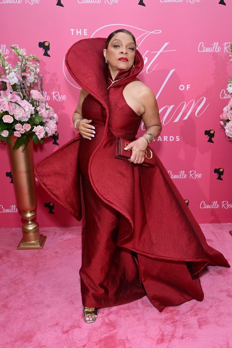 Art Of Glam: Honoring The Hands Behind The Beauty
