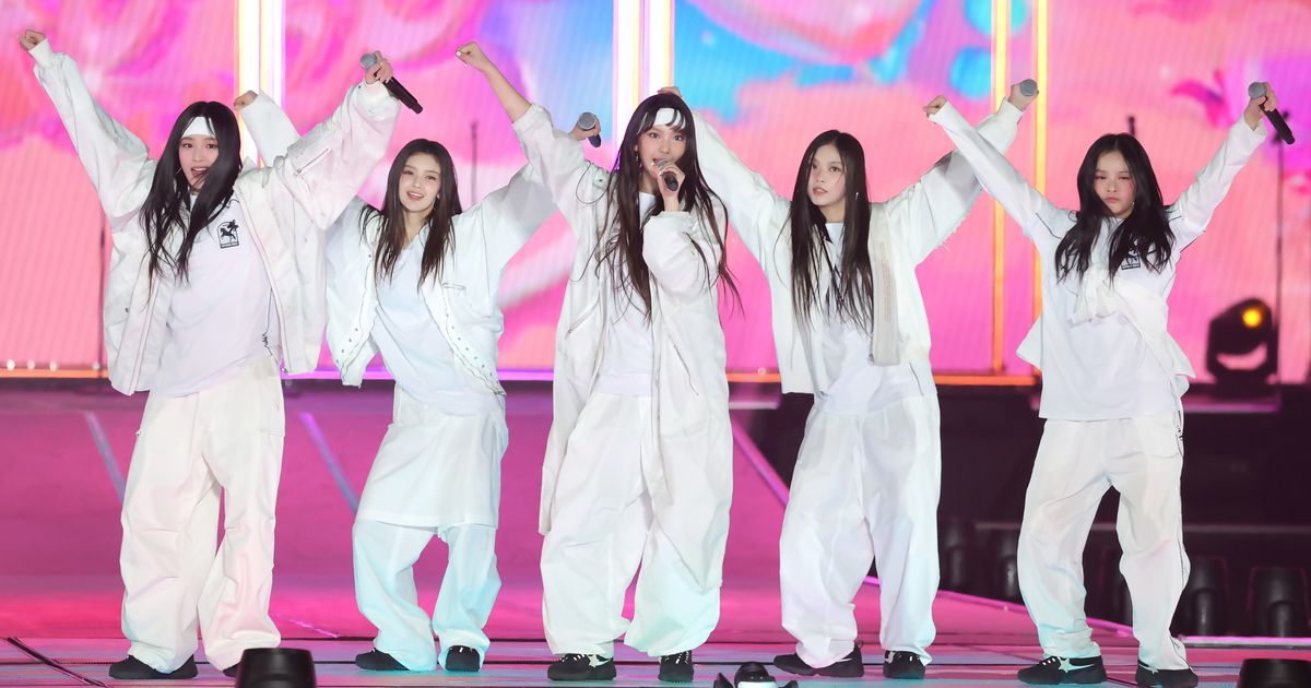 NewJeans Will Reportedly Return to Label As Full Group