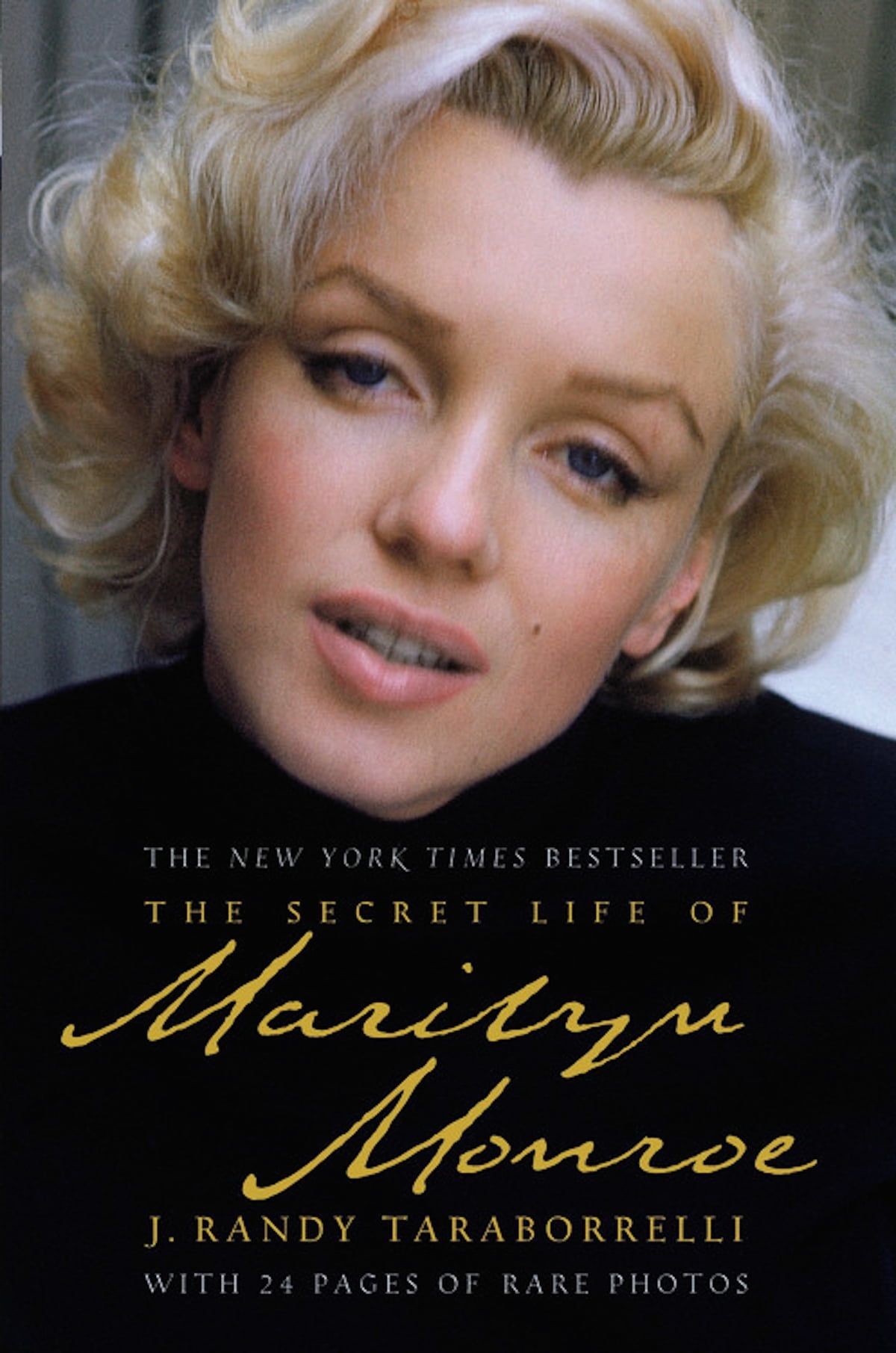 Marilyn Monroe Porn Blowjob - The Best Marilyn Monroe Books to Read After Seeing 'Blonde'