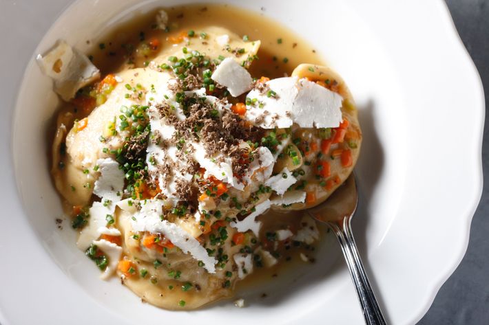 Veal agnolotti with Salva Cremasco and truffles.