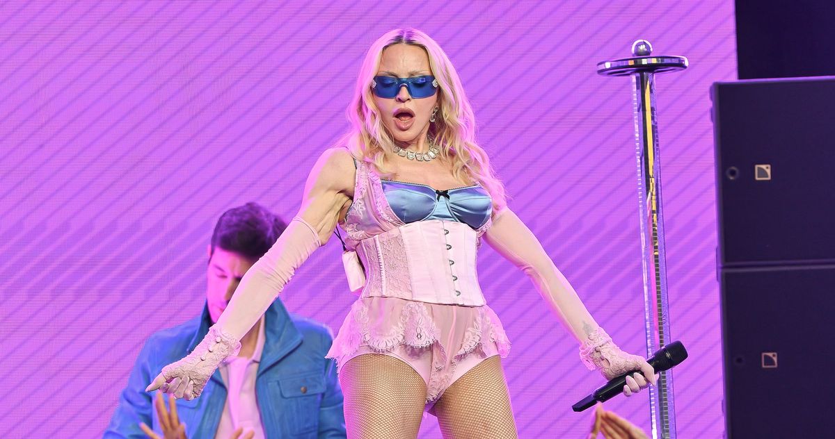 Confessions II Is No. 1