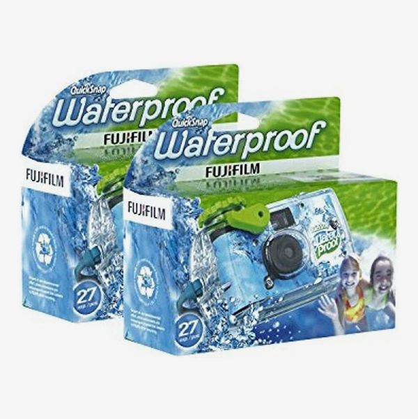 Fujifilm QuickSnap 800 Waterproof 35mm One-Time-Use Disposable Camera, 27 Exposures 2-Pack
