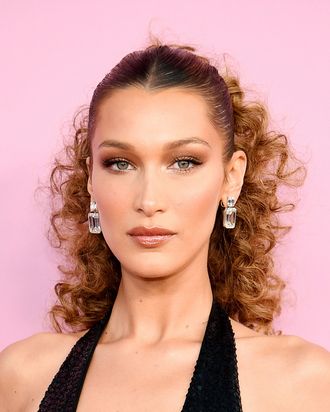 A Day In the Life of Bella Hadid - Bella Hadid's Daily Routine