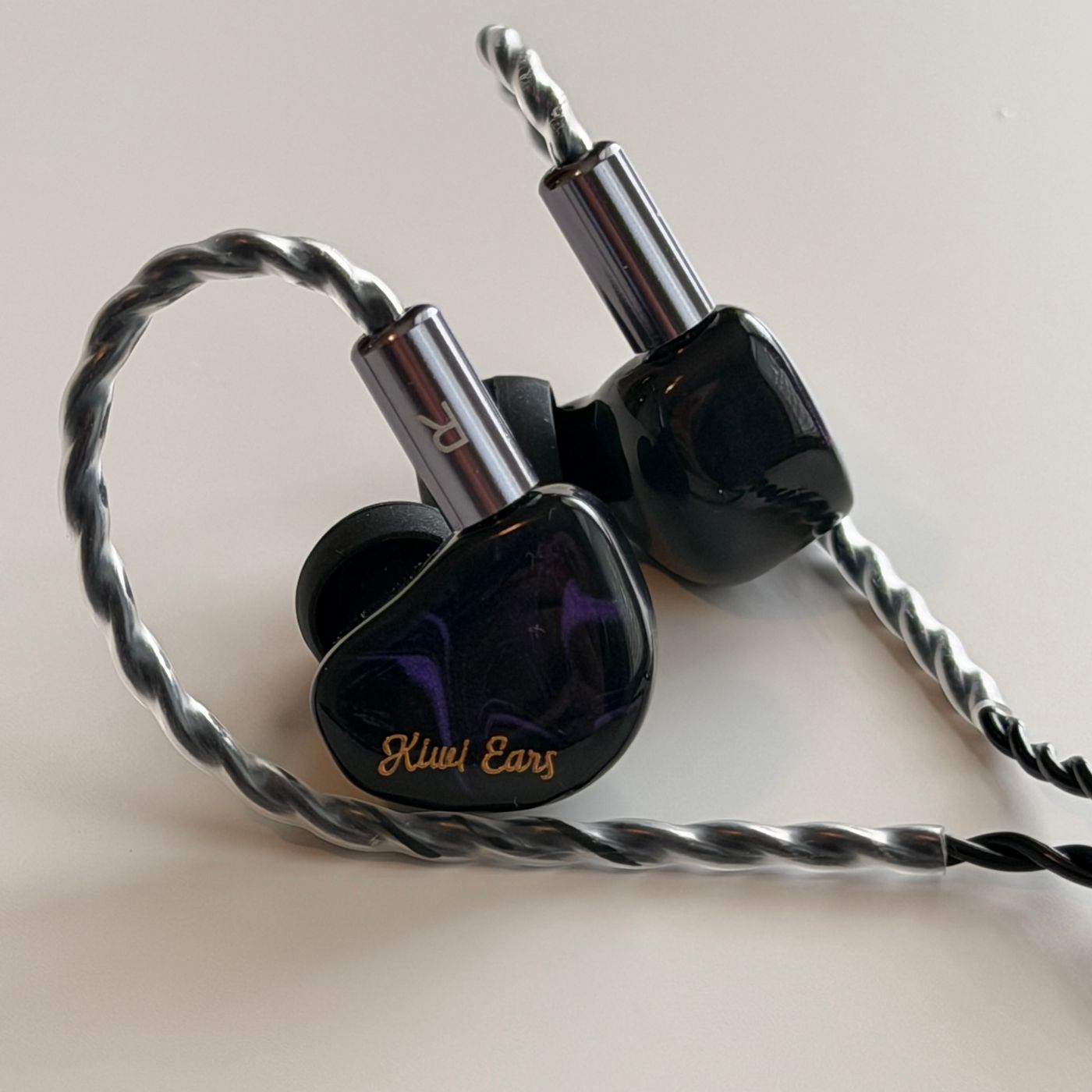 These $33 In-Ear Monitors Sound Better Than Apple's EarPods | The