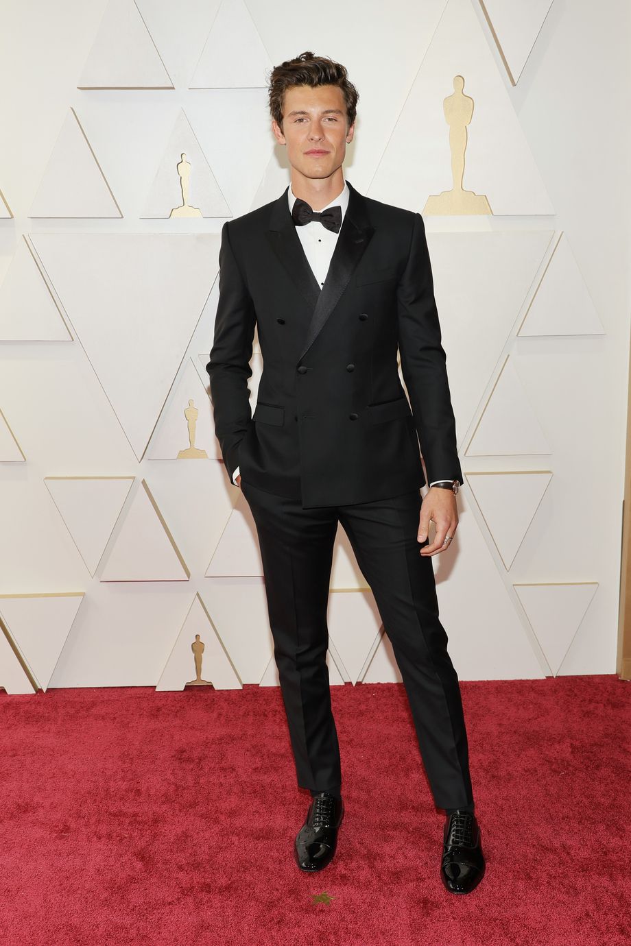Oscar Themed Party Outfits Guys And The Award For Best Oscar-Night Tuxedo  Goes To The