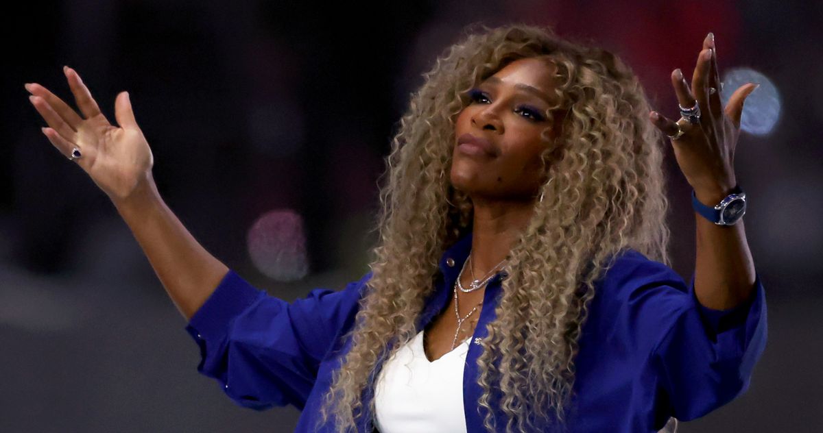 Surprise! Serena Williams Popped Out at the Halftime Show