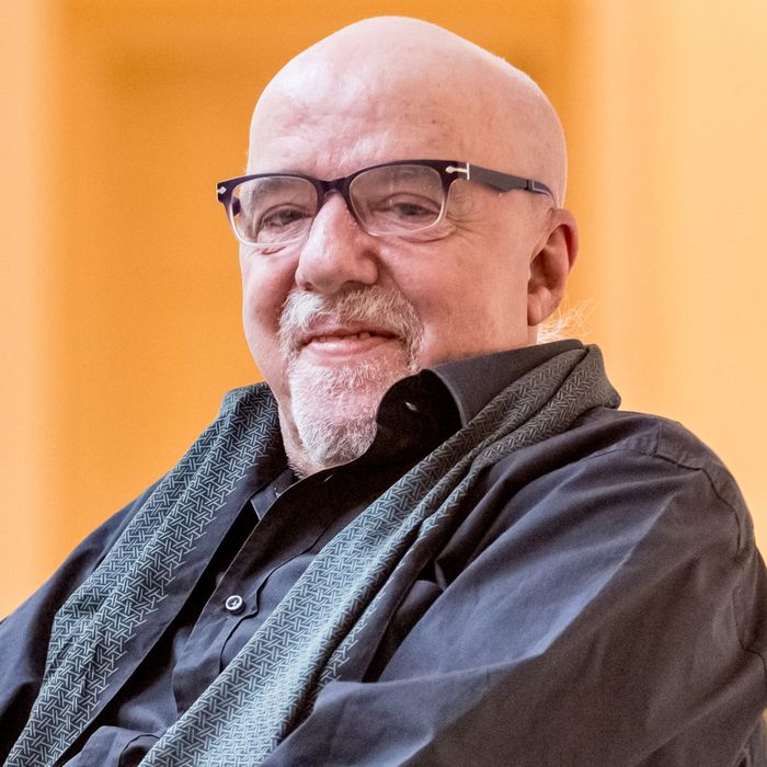 Бразильский писатель 5 буквы сканворд. Пауло Коэльо. Пауло Коэльо фото. Paulo Coelho Alkimyogar. Пауло Коэльо биография.