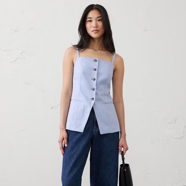 Banana Republic Factory Linen-Blend Square-Neck Cutaway Vest
