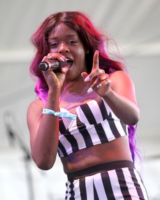 INDIO, CA - APRIL 14: Rapper/singer Azealia Banks performs onstage during day 2 of the 2012 Coachella Valley Music & Arts Festival at the Empire Polo Field on April 14, 2012 in Indio, California. (Photo by Karl Walter/Getty Images for Coachella)