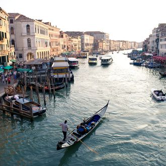LONDON, ENGLAND - SEPTEMBER 09: General View from the Ponte De Rialto over the Grand Canal on September 9, 2011 in Venice, Italy. (Photo by Ian Gavan/Getty Images)