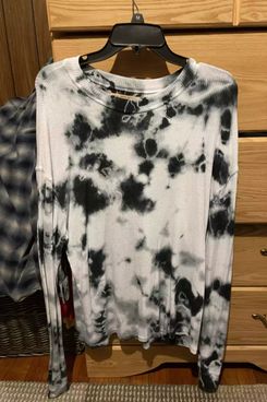 Siberia Hills Tie Dye Black White Thermal Longsleeve