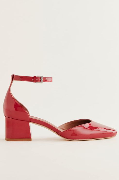 Reformation Mallori Closed Toe Heel