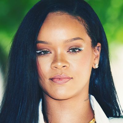 Rihanna's Fenty Beauty Foundation on 6 Real Women of Color: The