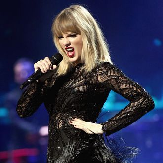 Taylor Swift shows secret 'fame insecurity' with fashion choices