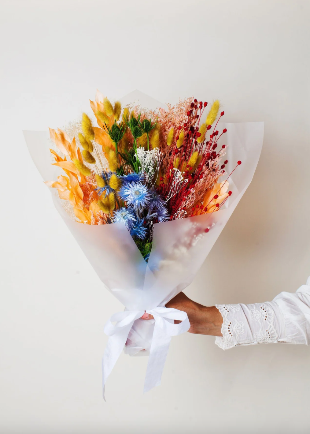 17 Gorgeous Fall Flower Arrangements and Bouquets That'll Dress Up Your Home