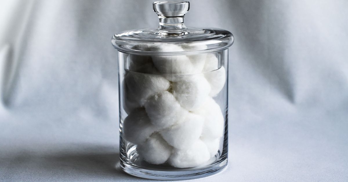 Investigating My Lifelong Phobia of Cotton Balls Science of Us