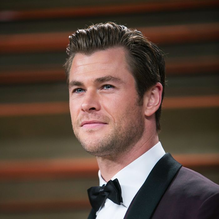 Peoples Sexiest Man Alive Is Chris Hemsworth Everyhunk 5888