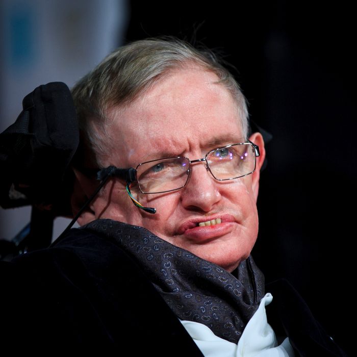 Pioneering Physicist Stephen Hawking Dies At 76 7874