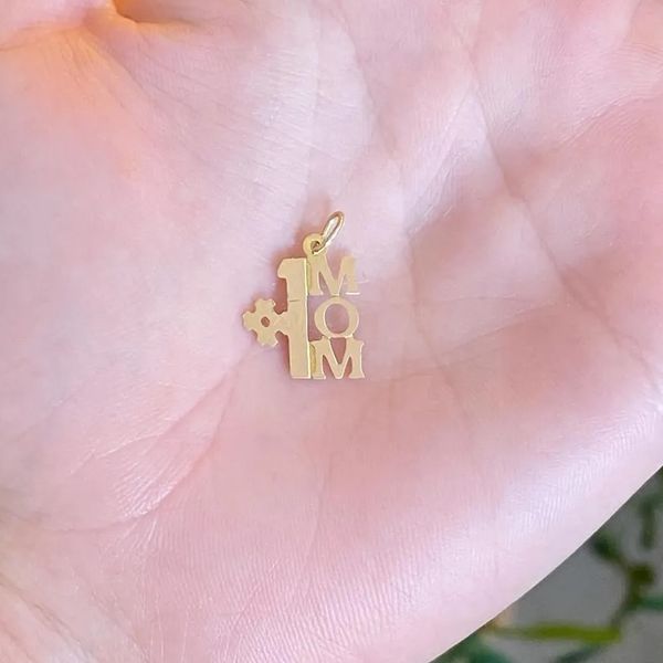 Vintage Solid 14k Yellow Gold #1 Mom Charm