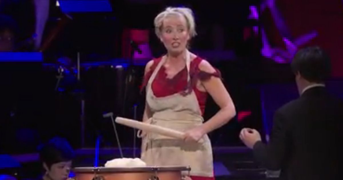 Watch Emma Thompson Sing ‘Worst Pies in London’ As Mrs. Lovett in