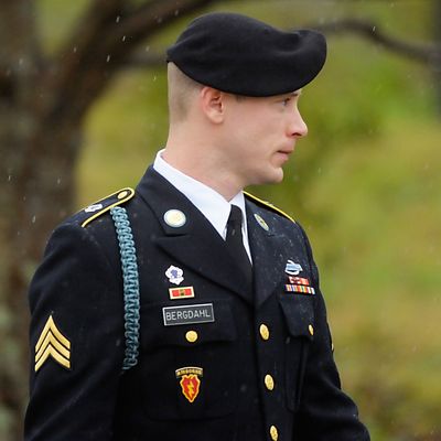 Bowe Bergdahl Attends First Hearing In Army Court Martial At Fort Bragg