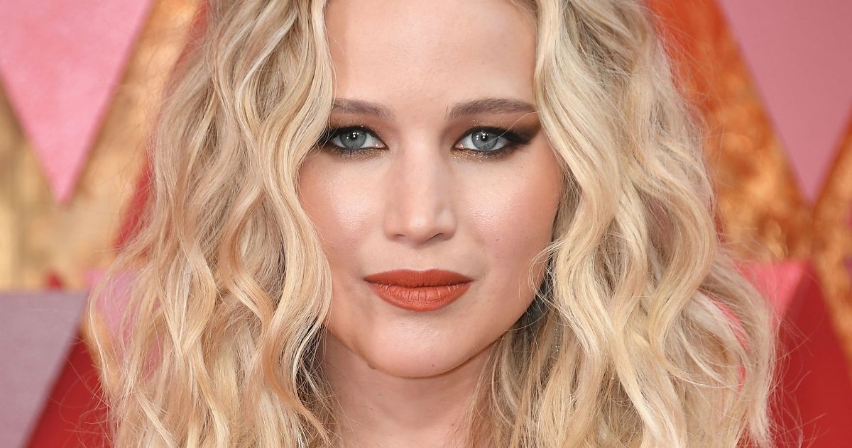 Jennifer Lawrence Talks About Republican Past, Upbringing