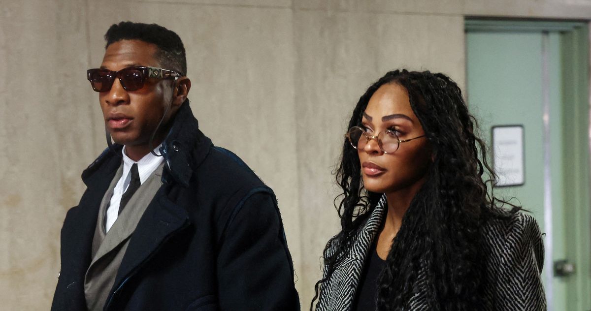 Why Jonathan Majors Keeps Talking About Coretta Scott King - Vimarsana News
