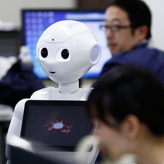 SoftBank's Pepper Robot Unboxed