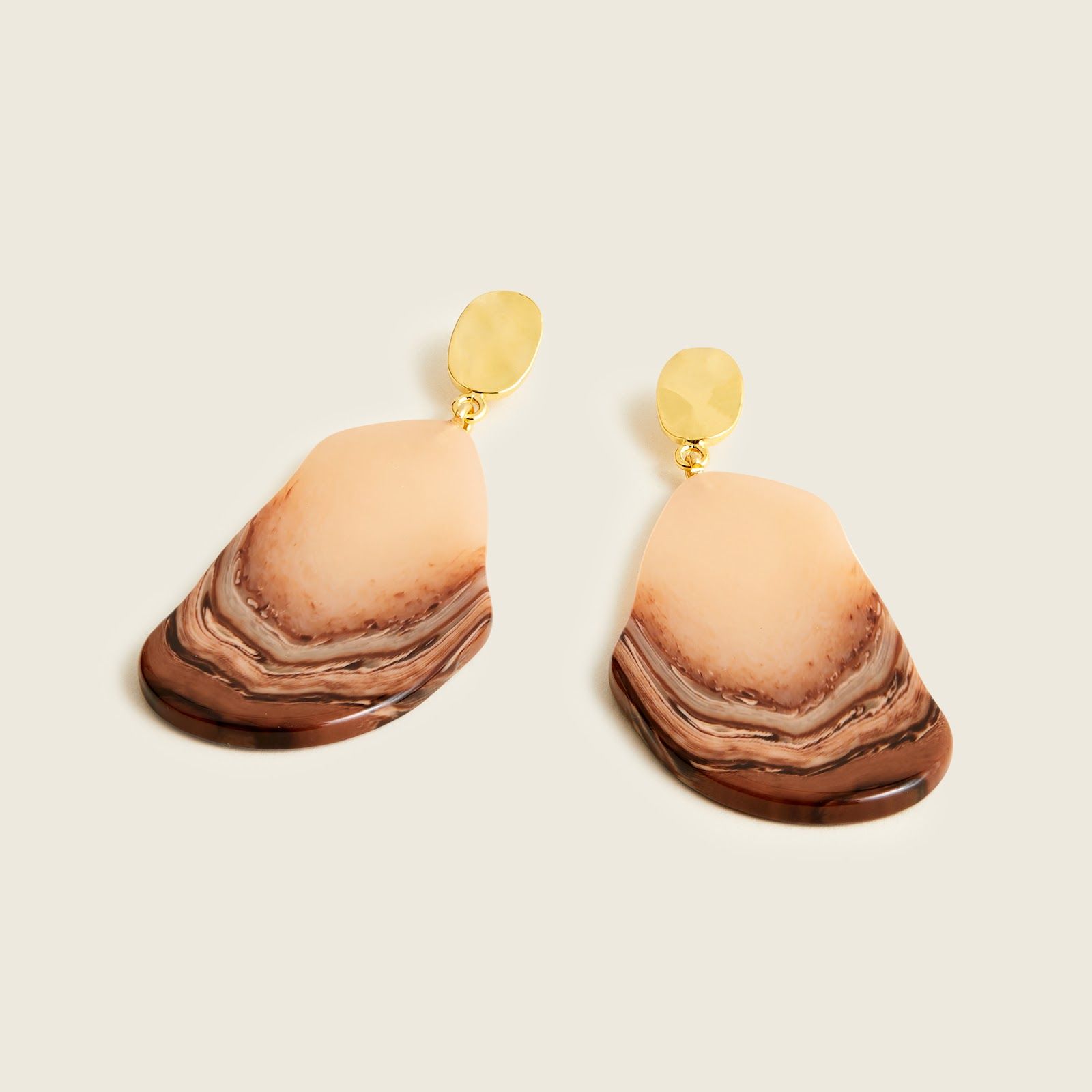 Made-in-Italy resin oblong drop earrings