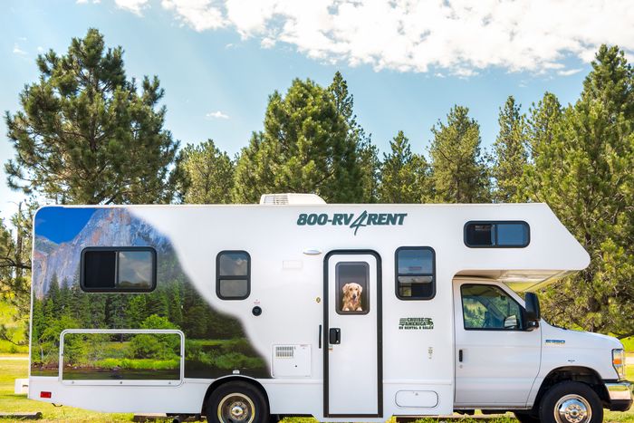 different sizes of travel trailers