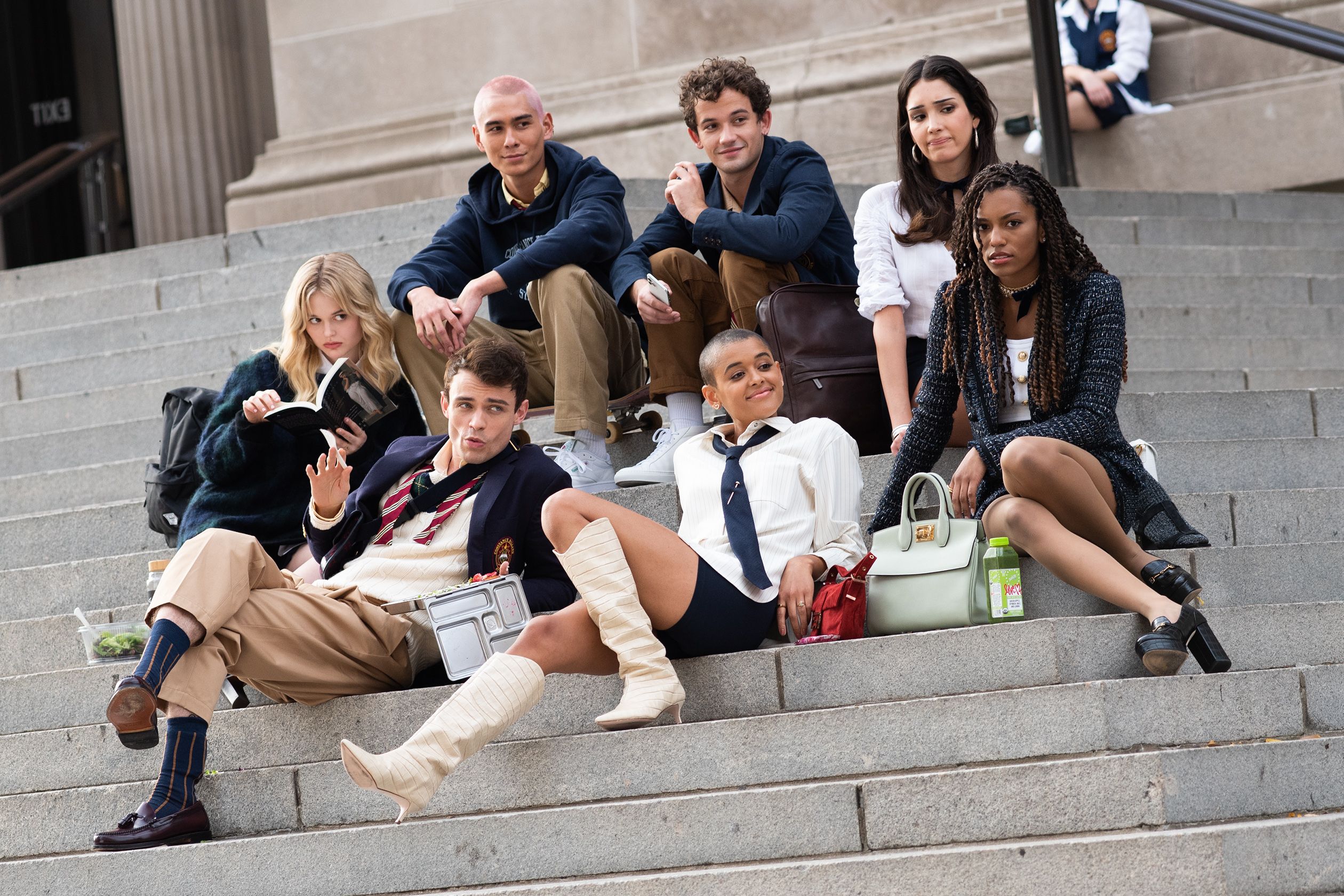 Does The Gossip Girl Reboot Meet Our Fashion Expectations? - TUC