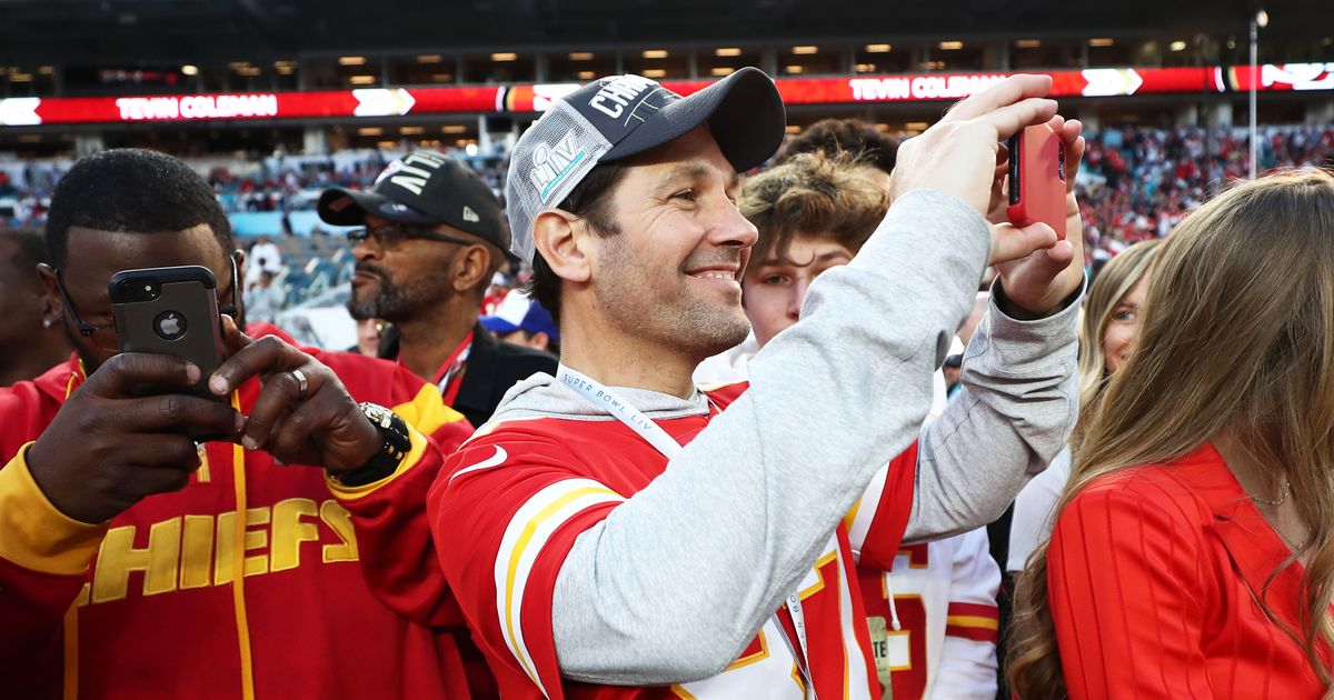 KC native Paul Rudd to lead fans as spirit leader at Chiefs' AFC title game  Sunday, FOX 4 Kansas City WDAF-TV