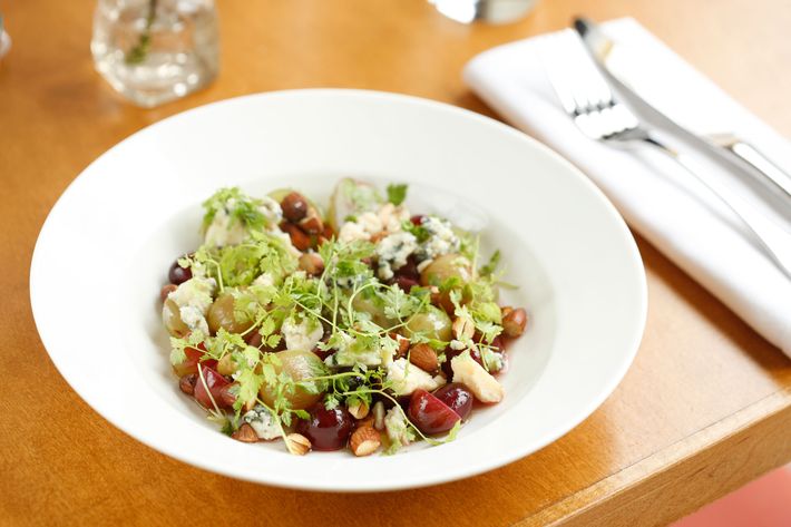 Chèvre cendré, grapes, and chervil.