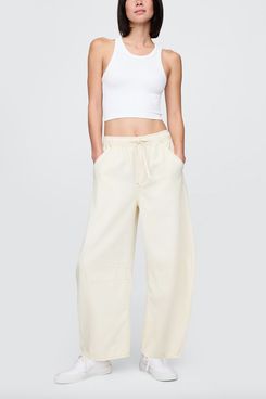 Gap Mid Rise UltraSoft Easy Horseshoe Jeans