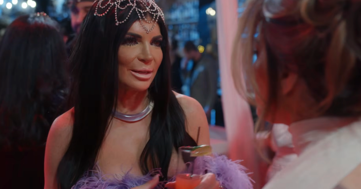 The Real Housewives Ultimate Girls Trip Recap: This Is the Countess Speaking