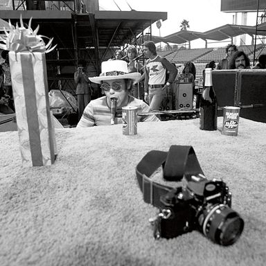 O’Neill’s camera captured iconic moments.