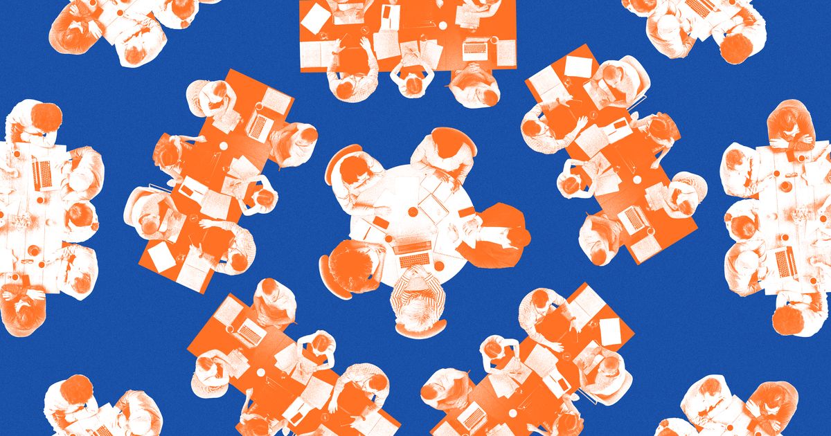 The Novelists Are Fighting Over Desks at the Center for Fiction