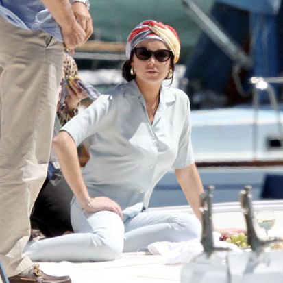 No need to rush things; this picnic will be just as pleasant on the dock.