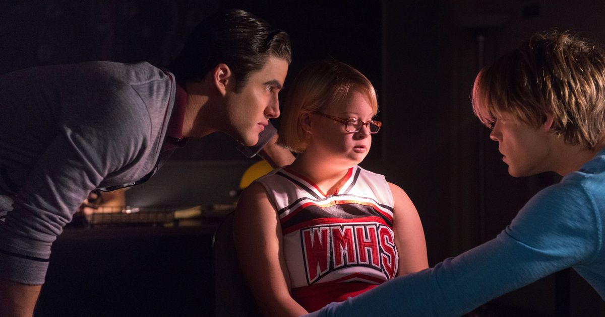 Glee Recap: Unplugged and Ill-Advised.